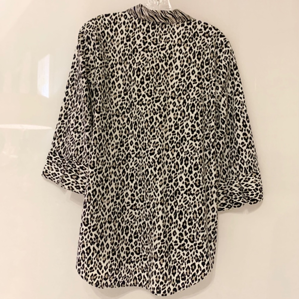 Chico’s 3/4 Sleeve Blouse - Picture 2 of 4